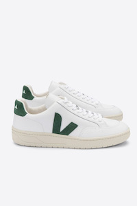 VEJA Extra White Cyprus V-12 Sneaker