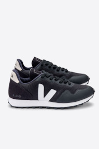 VEJA SDU RT B-Mesh Black Natural Sneaker