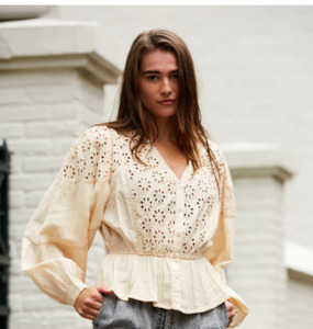 Mes Demoiselles: Rosace Blouse-Ecru