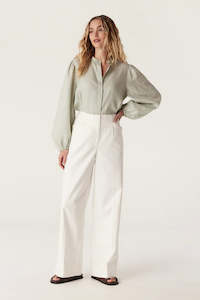 Cable Melbourne: Pure Linen Puff Sleeve Blouse-Sage