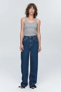 Relaxed Curve Jean-Washed Indigo