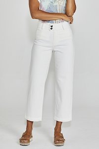 Summer 2024: NEW LONDON CHRISTOW JEAN