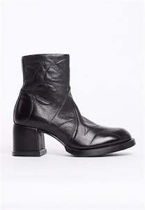 Winter 2024: A.S 98 B41210 BOOT-BLACK