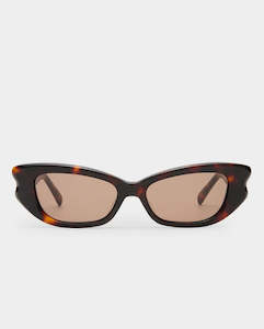 Summer 2025: LUV LOU THE ELLE EYEWEAR-CLASSIC TORT