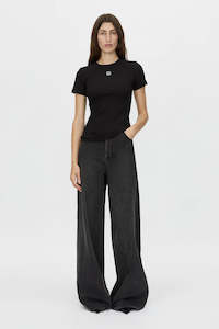 CAMILLA & MARC NORA FITTED TEE-BLACK