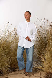 MAUD DAINTY BOBBY PIN SHIRT-WHITE