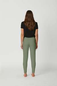 New London: NEW LONDON WITNEY JEAN-CAMO