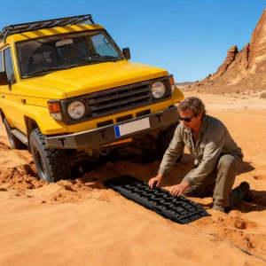 DS BS 2 Pcs Recovery Traction Tracks Offroad Traction Board