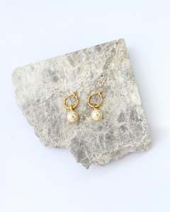 Tuesday Accessories: Pearl Drops