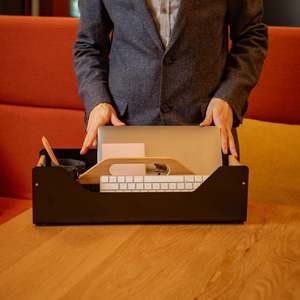 Gustav Dot XL Black - Oak Aluminium Desk Organizer Limited Edition