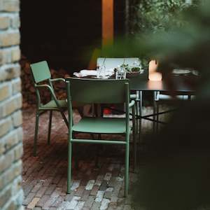 Bended Furniture: Flip-Up Chair