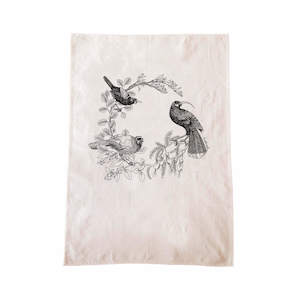 Kokako Huia Saddleback Tieke Collection: Kōkako huia saddleback/tīeke Tea Towel