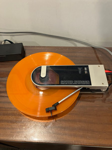 Products: Audio Technica AT-727 Sound Burger Turntable Guy