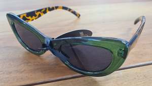 Sunglasses: Victoria Jane - Sunglasses - In the jungle