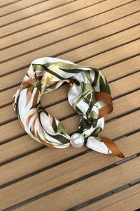 Accessories: Pearl Fasten Neck Tie | Reed Garden