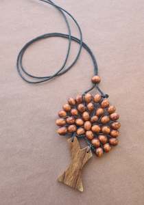 Accessories: Necklace - Tree