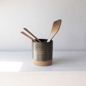 Homewares: Lil Ceramics. Everyday Large Hold-all Pot