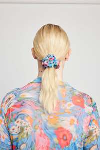 ACCESSORIES: Joust flourishing mini scrunchie - Daydream