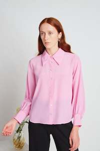 Truly Madly Sleepy Ss22 23: Cosmopolitan shirt