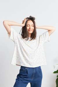 Say It With Flowers Ss21 22: Apple blossom tee