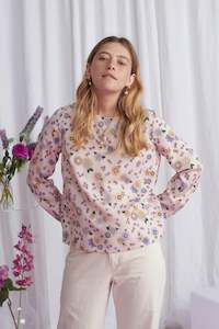 Take Things As They Come Ss20 21: Sweet peach blouse