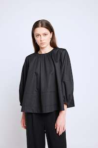 Made In Te Whanganui A Tara: Lay up top - Black