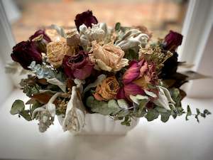 Love Romance: Dried Rose Arrangement