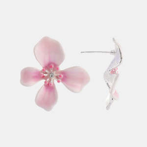 Gifts: Iliana Studs