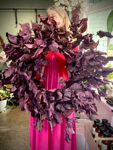 Dried Flowers: Cersis Wreath XL