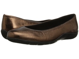 Products: Walking Cradle Dee Copper flat in a W and WW Width