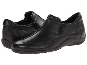 Products: Walking Cradle Dakota Black Leather Shoe in a W Width