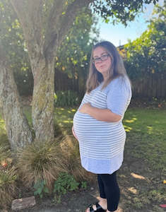 Shannon Maternity & Breastfeeding Tee - Grey