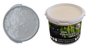 Products: White Panther Universal Lube (1L / 4L)