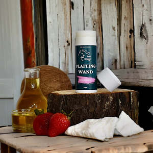 Eco Horse: Eco Horse Plaiting Wand - Plait Wax