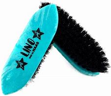 Grooming: HAAS Annica Hansen Lino Brush