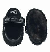 Grooming: HAAS Diva Exclusive Brush