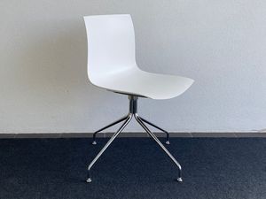 Products: Chair – Catifa 46-white swivel-NEW