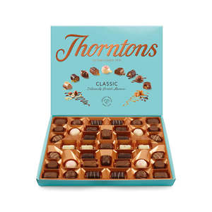 Classic Chocolate Collection 262g 15/4/26