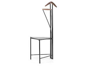 Coat Hangers: YANNIK