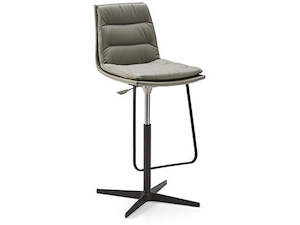 Barstools: LADY STOOL 4 WAYS