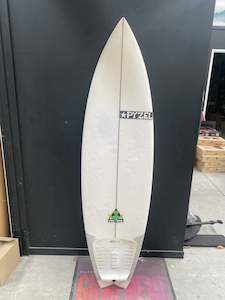 Surf: 2nd Hand Pyzel Pyzalien 2 w/ fins - 5'9, 27.3L