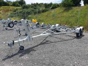 Tandem Axle Boat Trailers: Model 610 Super Heavy Duty Boat Trailer (Tandem Axle)