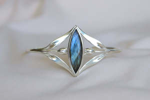 Botanical: Rhea Tulip Cuff - Labradorite