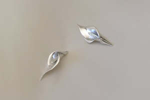 Botanical: Long Lily Earrings
