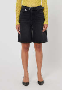 Shorts: Neuw Phoebe Short Underground Noir Washed Black