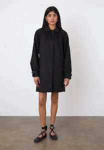 Queens Birthday 2: Peachy Den Cheri Mac Trench Onyx