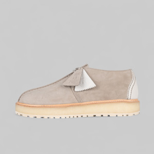 Clarks Originals: X 8th Street Trek King - Sand Suede