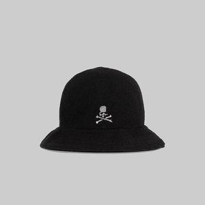 x Mastermind Flip It Reversible Bermuda Casual Bucket Hat