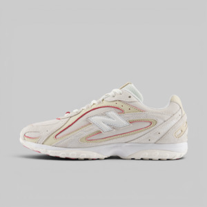 New Balance: 204L - Sea Salt/Bone