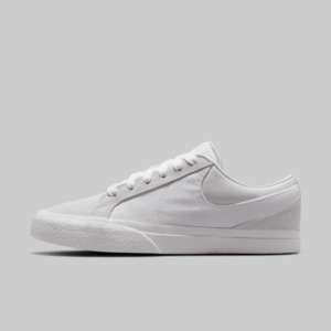 Blazy - White